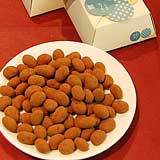 ���i