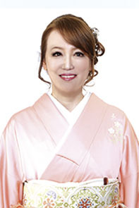 山田晃子