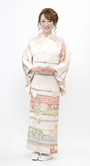 山田晃子