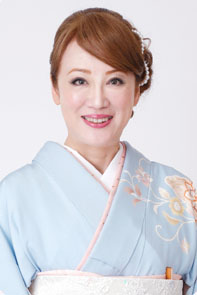 山田晃子