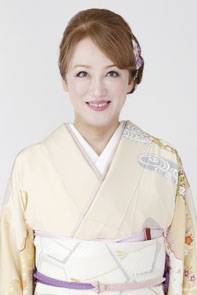 山田晃子