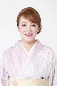 山田晃子