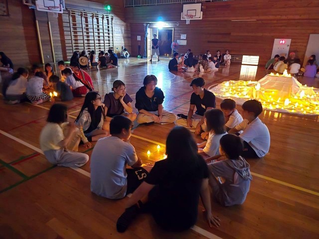 072